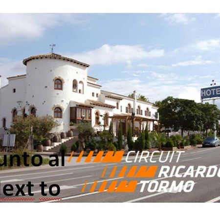Hotel La Carreta Chiva Exterior foto